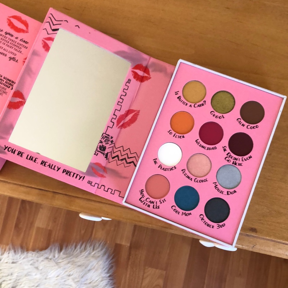 Lim Edition-Mean Girls Burn Book Pallete 👀